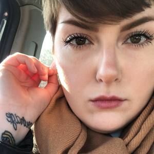 Meet your Posher, Kelly